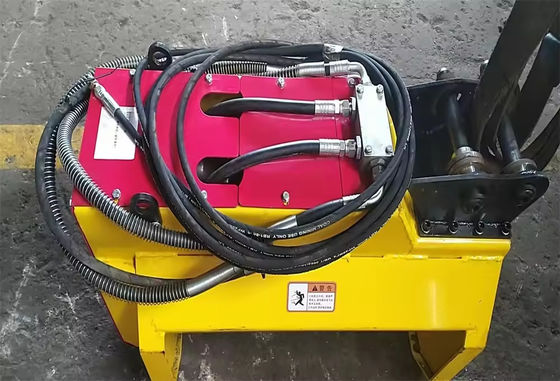 24' ミニ掘削機 フレイムカマー 固定 1.5-2 トンの掘削機のための標準の刃