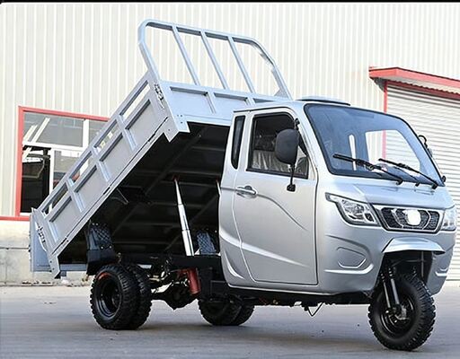 300ccのガソリンエンジンの3輪貨物スクーター 1500kgの荷重容量と水冷却エンジン