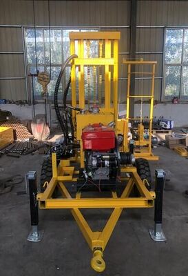 YZ50-150H 水力ディーゼル水井掘削機 オプション車輪/クローラー・シャシ 210m 深穴掘削リグ マックス 400mm 直径 変速水掘削設備 農園灌?? 用
