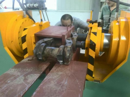 40Ml/R 600T CAT D12のDozersのための携帯用油圧トラックPinの出版物